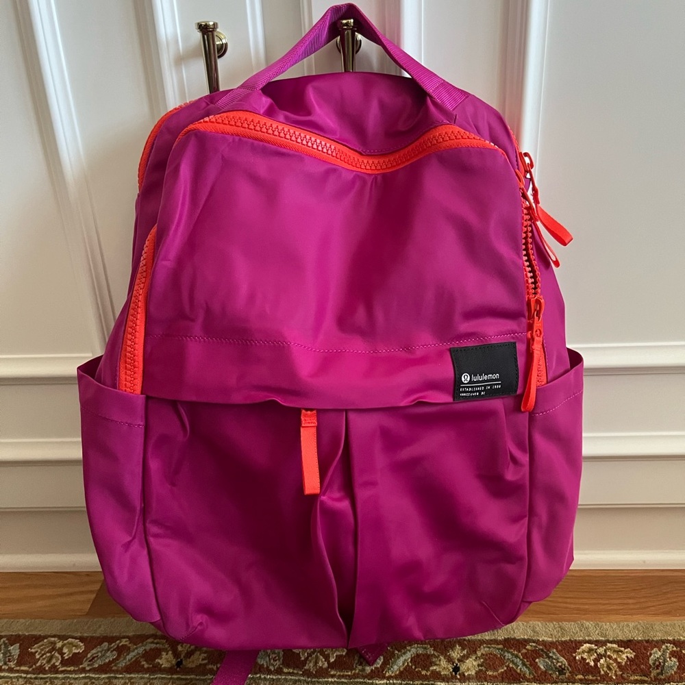 LULULEMON EVERYDAY BACKPACK 2.0 23L Ripened Raspberry/Autumn Red